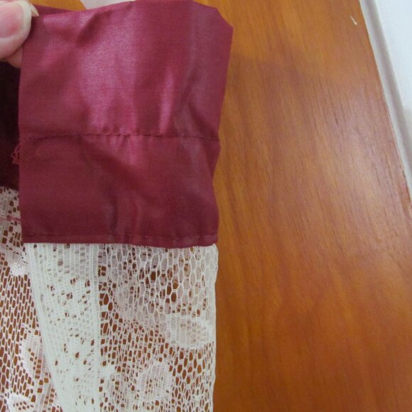 Swag Curtain Ivory Floral Lace with Burgundy 62 x 30 Beautiful! - Picture 15 of 16